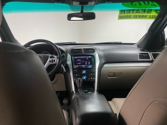 Used 2013  Ford Explorer 4d SUV 4WD XLT at Ideal Cars Llc near Mesa&comma; AZ