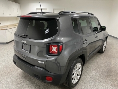Used 2020  Jeep Renegade 4d SUV 4WD Latitude at Ideal Cars Llc near Mesa&comma; AZ
