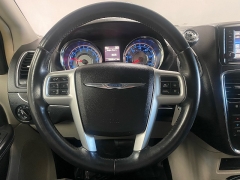 Used 2016  Chrysler Town & Country 4d Wagon Touring at Ideal Cars Llc near Mesa&comma; AZ