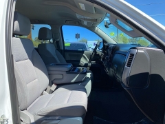 Used 2018  Chevrolet Silverado 1500 2WD Crew Cab Custom at Ideal Cars Llc near Mesa&comma; AZ