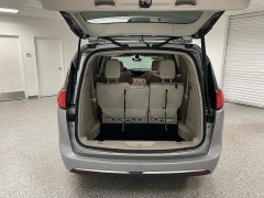 Used 2019  Chrysler Pacifica Hybrid 4d Wagon Touring L at Ideal Cars Llc near Mesa, AZ