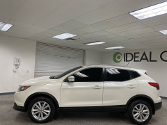 Used 2019  Nissan Rogue Sport 4d SUV FWD SV at Ideal Cars Llc near Mesa&comma; AZ