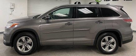 Used 2016  Toyota Highlander 4d SUV AWD Limited Platinum at Ideal Cars Llc near Mesa&comma; AZ
