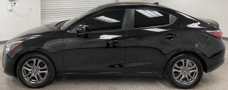 Used 2019  Toyota Yaris 4d Sedan LE Auto at Ideal Cars Llc near Mesa&comma; AZ