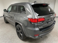Used 2015  Jeep Grand Cherokee 4d SUV 2WD Laredo Altitude at Ideal Cars Llc near Mesa&comma; AZ