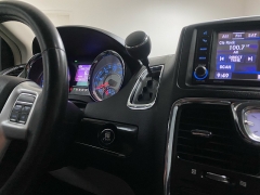 Used 2016  Chrysler Town & Country 4d Wagon Touring at Ideal Cars Llc near Mesa&comma; AZ