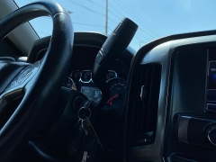 Used 2014  Chevrolet Silverado 1500 4WD Crew Cab LT at Ideal Cars Llc near Mesa&comma; AZ