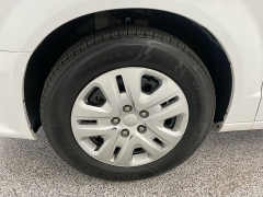Used 2016 Dodge Grand Caravan 4d Wagon SE at Ideal Cars Llc near Mesa, AZ
