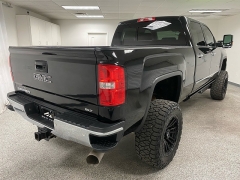 Used 2019  GMC Sierra 2500 4WD Crew Cab SLT at Ideal Cars Llc near Mesa&comma; AZ