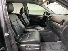 Used 2021  Honda Pilot Special Edition 2WD at Ideal Cars Llc near Mesa&comma; AZ