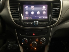 Used 2018  Chevrolet Trax 4d SUV AWD LS at Ideal Cars Llc near Mesa&comma; AZ