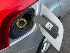 Used 2014  Ford Focus 4d Hatchback Titanium at Ideal Cars Llc near Mesa&comma; AZ