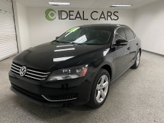 Used 2013  Volkswagen Passat 4d Sedan SE Auto&sol;PZEV at Ideal Cars Llc near Mesa&comma; AZ