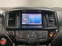 Used 2015  Nissan Pathfinder 4d SUV 4WD SV at Ideal Cars Llc near Mesa&comma; AZ