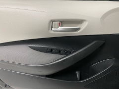 Used 2020  Toyota Corolla 4d Sedan LE at Ideal Cars Llc near Mesa&comma; AZ