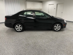 Used 2010 Volkswagen Jetta 4d Sedan 2.5 S Auto/PZEV at Ideal Cars Llc near Mesa, AZ
