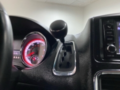 Used 2019  Dodge Grand Caravan 4d Wagon SXT at Ideal Cars Llc near Mesa&comma; AZ