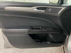 Used 2017  Ford Fusion Hybrid 4d Sedan SE at Ideal Cars Llc near Mesa&comma; AZ