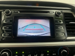 Used 2018  Toyota Highlander 4d SUV FWD LE at Ideal Cars Llc near Mesa&comma; AZ