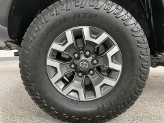 Used 2018  Toyota Tacoma 4WD Double Cab TRD Off-Road Auto at Ideal Cars Llc near Mesa&comma; AZ