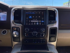 Used 2016  Ram 1500 2WD Crew Cab Laramie at Ideal Cars Llc near Mesa&comma; AZ