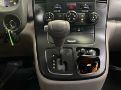 Used 2012  Kia Sedona 4d Wagon LX at Ideal Cars Llc near Mesa&comma; AZ