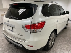 Used 2015  Nissan Pathfinder 4d SUV 4WD Platinum at Ideal Cars Llc near Mesa&comma; AZ