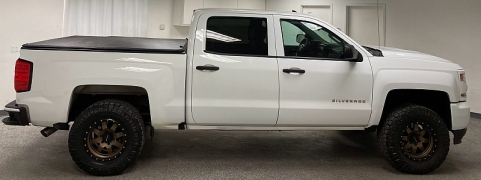 Used 2018  Chevrolet Silverado 1500 2WD Crew Cab Custom at Ideal Cars Llc near Mesa&comma; AZ