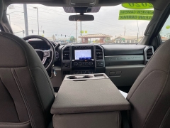 Used 2020  Ford Super Duty F-250 4WD Crew Cab XLT at Ideal Cars Llc near Mesa&comma; AZ