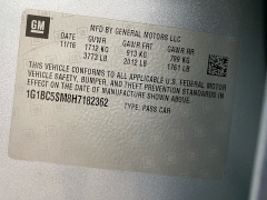 Used 2017  Chevrolet Cruze 4d Sedan LS Auto at Ideal Cars Llc near Mesa&comma; AZ