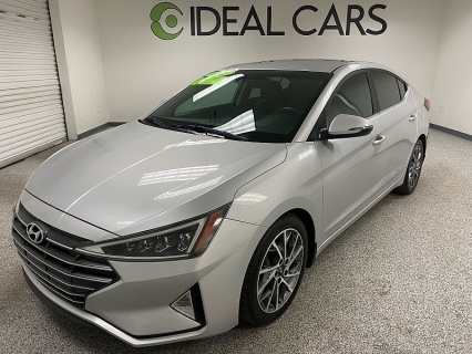 2020 Hyundai Elantra Limited's photo