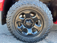 Used 2021  Nissan Titan 4x4 Crew Cab S at Ideal Cars Llc near Mesa&comma; AZ