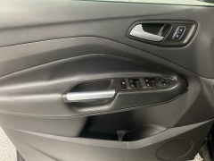 Used 2017  Ford Escape 4d SUV 4WD SE at Ideal Cars Llc near Mesa&comma; AZ