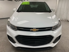 Used 2018  Chevrolet Trax 4d SUV AWD LS at Ideal Cars Llc near Mesa&comma; AZ