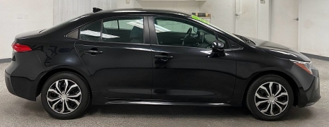 Used 2021  Toyota Corolla LE CVT at Ideal Cars Llc near Mesa&comma; AZ