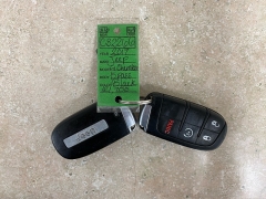 Used 2017  Jeep Grand Cherokee 4d SUV 4WD Laredo at Ideal Cars Llc near Mesa&comma; AZ