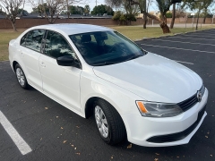 Used 2012  Volkswagen Jetta 4d Sedan S Auto at Ideal Cars Llc near Mesa&comma; AZ