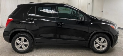 Used 2020  Chevrolet Trax 4d SUV FWD LS at Ideal Cars Llc near Mesa&comma; AZ