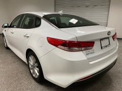 Used 2016  Kia Optima 4d Sedan LX at Ideal Cars Llc near Mesa&comma; AZ