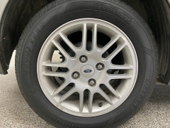 Used 2010  Ford Focus 4d Sedan SE at Ideal Cars Llc near Mesa&comma; AZ