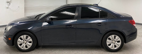 Used 2016  Chevrolet Cruze Limited 4d Sedan LS Auto at Ideal Cars Llc near Mesa&comma; AZ