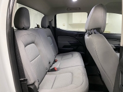 Used 2017  Chevrolet Colorado 2WD Crew Cab WT at Ideal Cars Llc near Mesa&comma; AZ