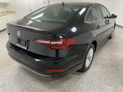 Used 2019  Volkswagen Jetta 4d Sedan 1&period;4T R-Line at Ideal Cars Llc near Mesa&comma; AZ