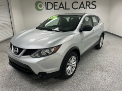 Used 2017 Nissan Rogue Sport 4d SUV FWD S at Ideal Cars Llc near Mesa, AZ