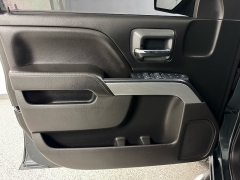 Used 2018  Chevrolet Silverado 1500 4WD Crew Cab LT Z71 at Ideal Cars Llc near Mesa&comma; AZ