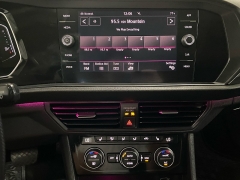 Used 2019  Volkswagen Jetta 4d Sedan 1&period;4T SEL at Ideal Cars Llc near Mesa&comma; AZ