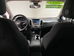 Used 2017  Chevrolet Cruze 4d Sedan LS Auto at Ideal Cars Llc near Mesa&comma; AZ