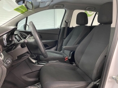 Used 2020 Chevrolet Trax 4d SUV FWD LS at Ideal Cars Llc near Mesa, AZ