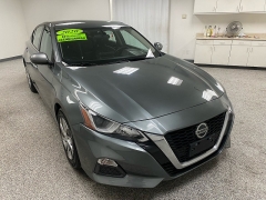 Used 2020  Nissan Altima 4d Sedan FWD 2.5L S at Ideal Cars Llc near Mesa, AZ