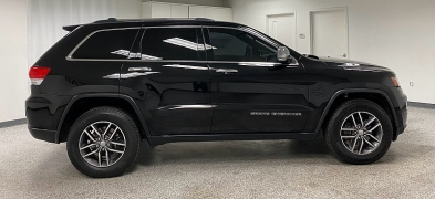 Used 2017  Jeep Grand Cherokee 4d SUV 4WD Limited at Ideal Cars Llc near Mesa, AZ